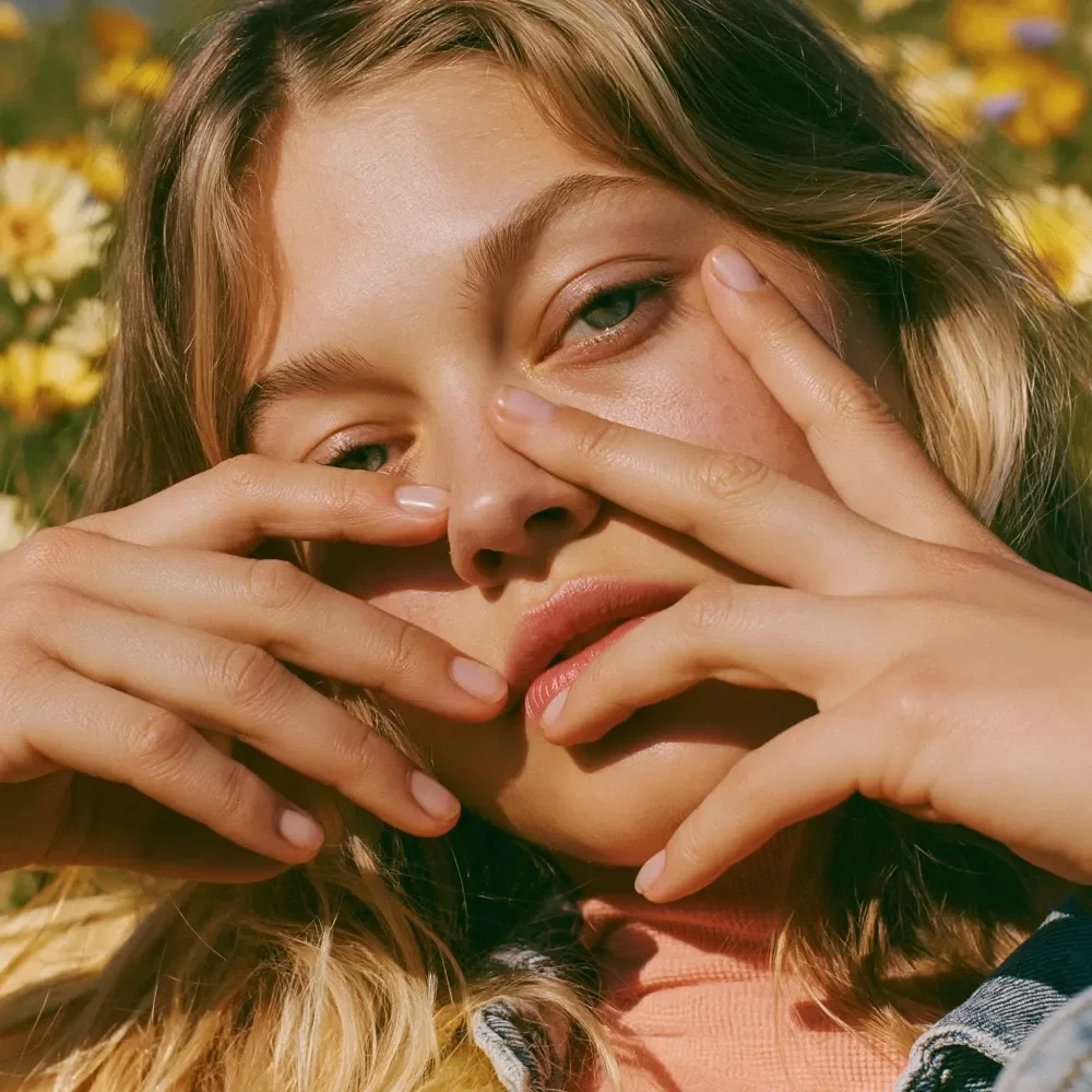 Healthy Nails, Soft Hands