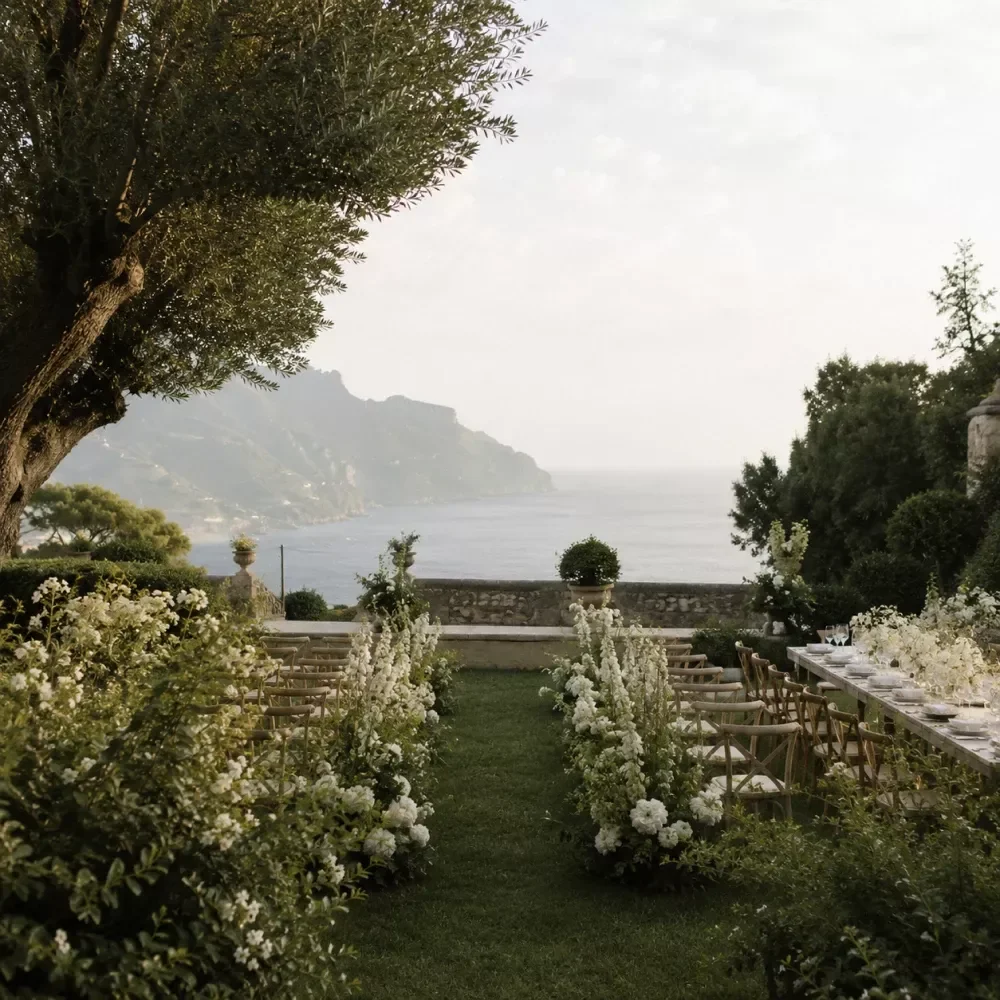 The Destination Wedding Venue Book