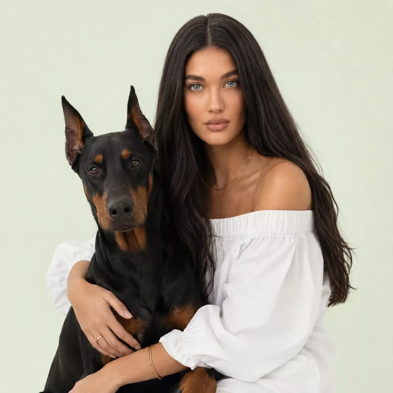 Gabrielle Meyer - Pets, Wellness & Learning - 15 Videos